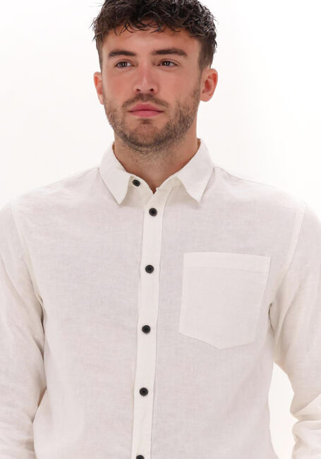 ANERKJENDT Chemise décontracté AKLOUIS LINEN SHIRT Blanc - large