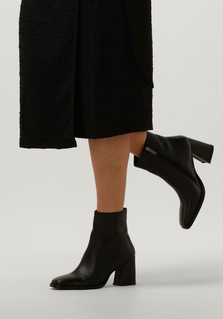 TANGO LORI 501 Bottines en noir - large