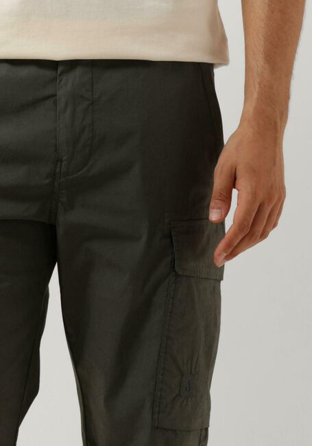 BUTCHER OF BLUE Pantalon cargo TRISTAN SLIM CARGO Vert foncé - large