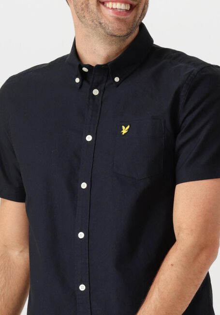 LYLE & SCOTT Chemise décontracté SHORT SLEEVE OXFORD SHIRT en noir - large