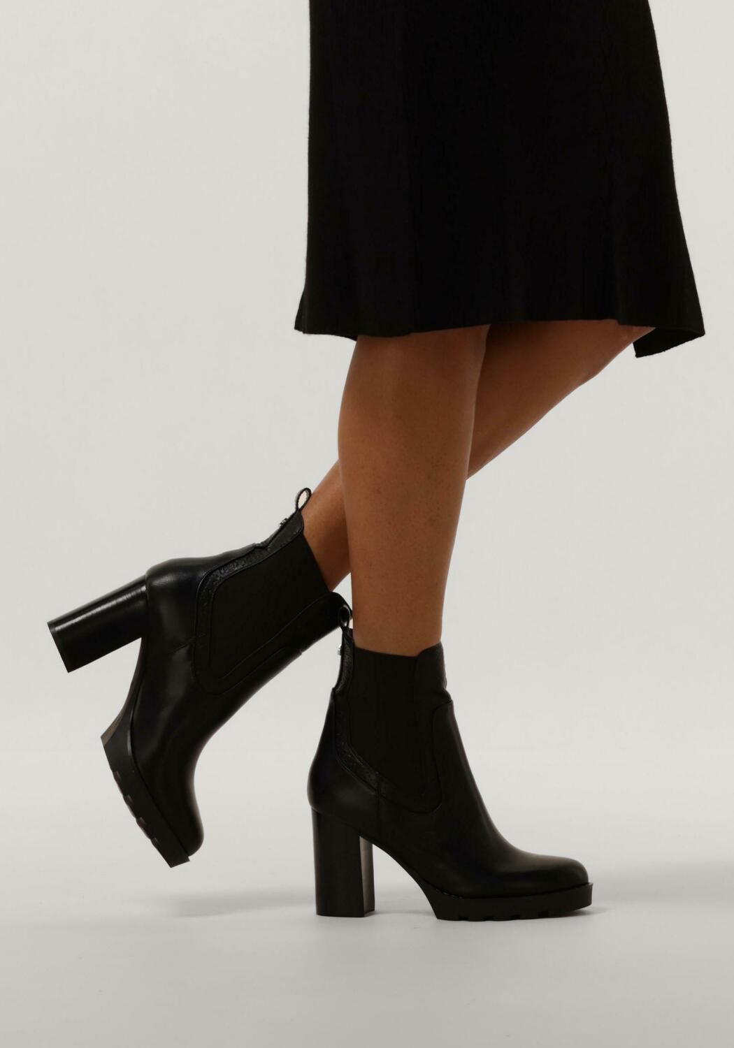 Guess best sale booties zwart