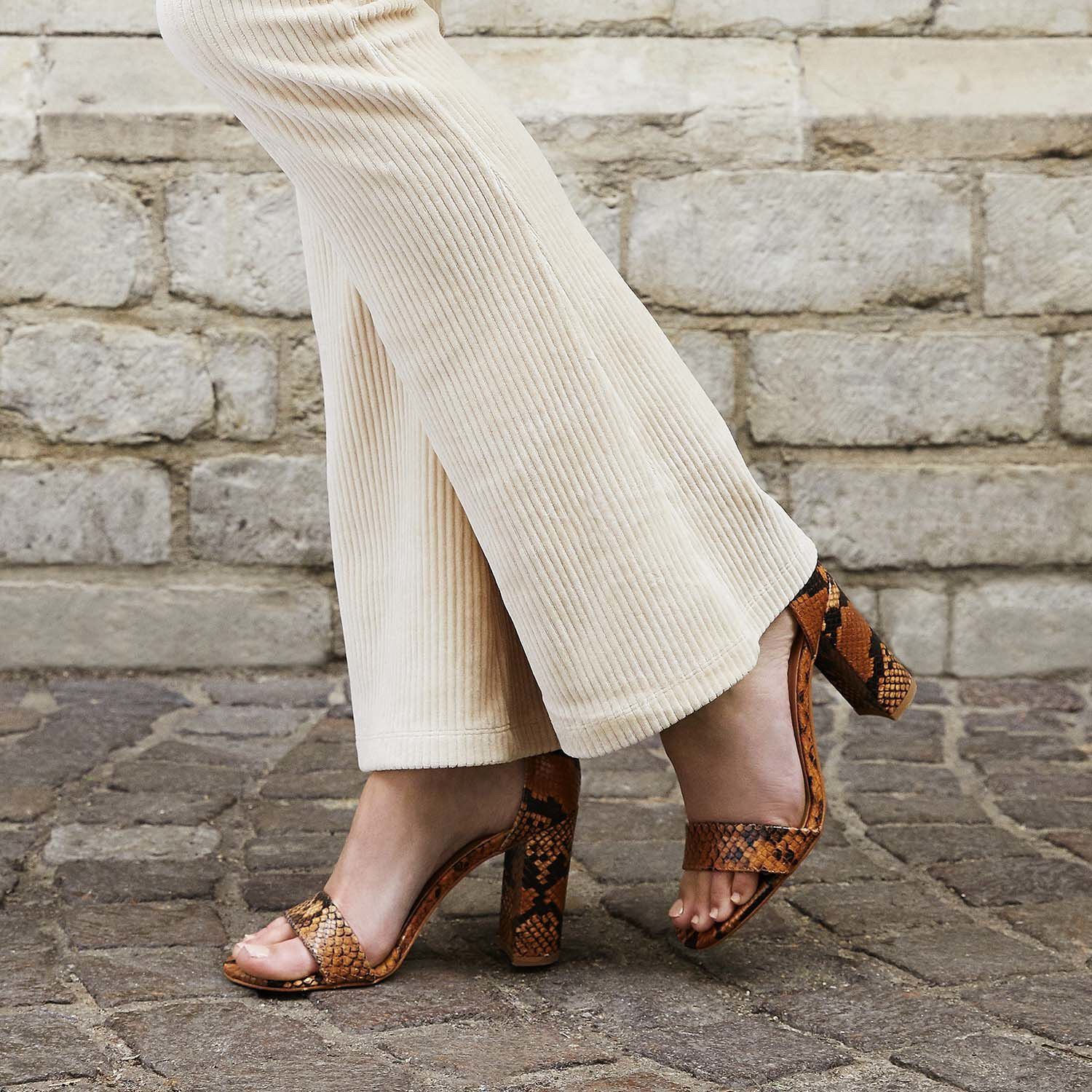 NOTRE-V Sandales 4706 en cognac  - medium