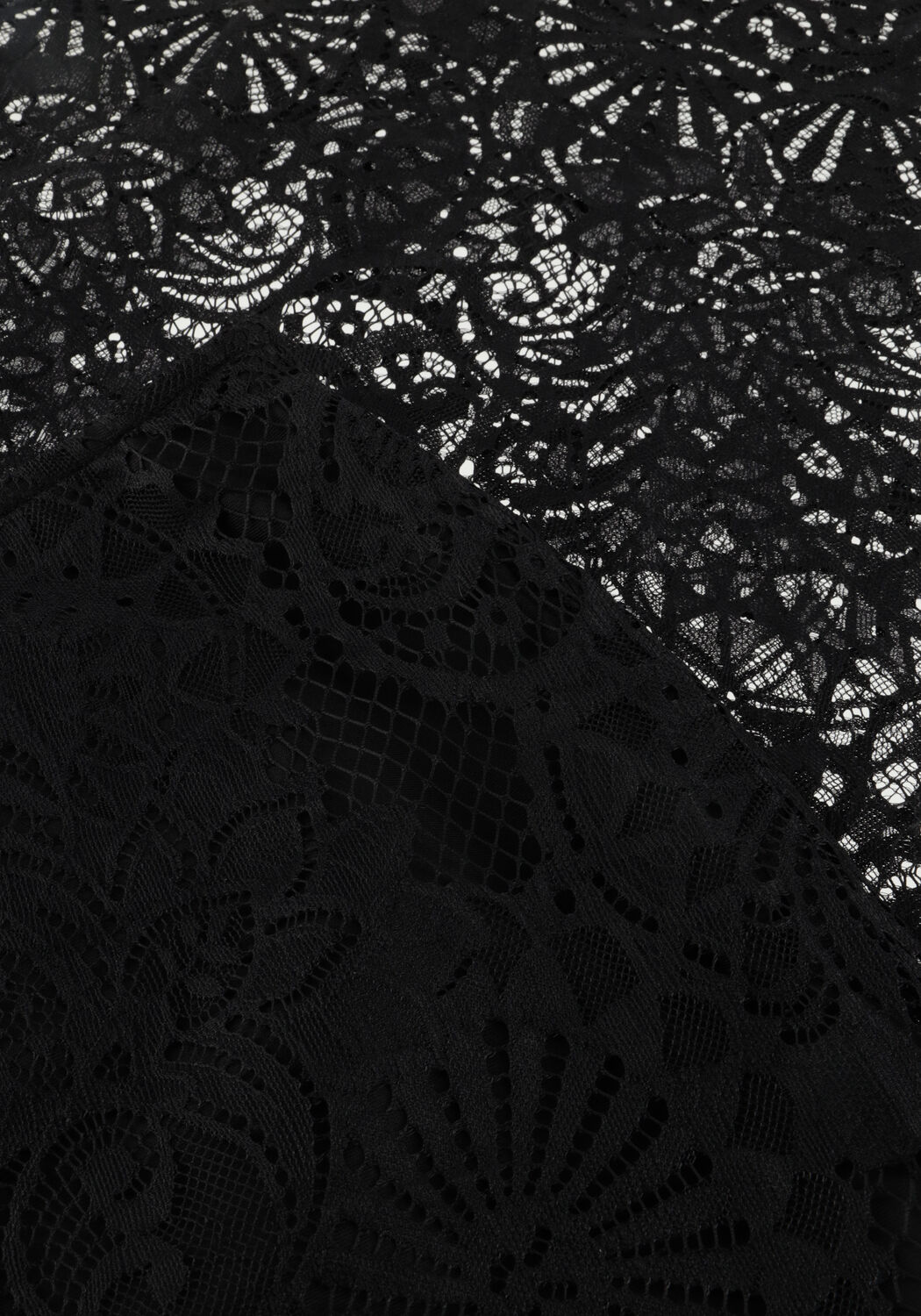 EST'SEVEN NAIRA SKIRT Jupes en noir - large