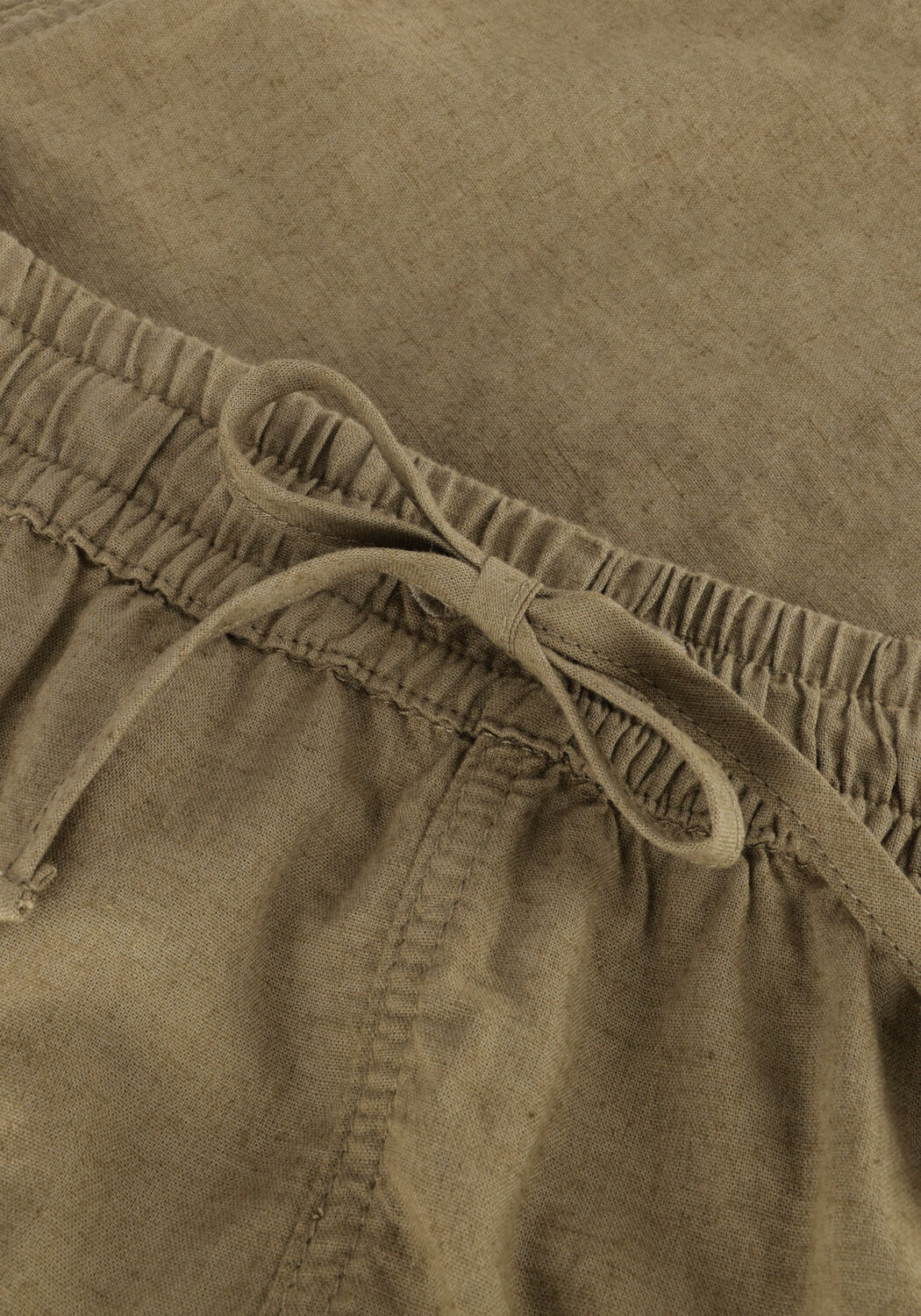 Groene FOR&Eacute;T Korte broek SERENE LINEN SHORT - large