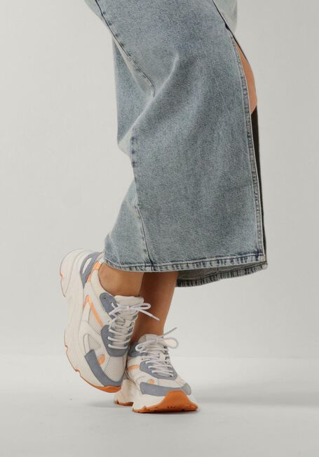 Witte OMODA Sneakers TOKIO - large