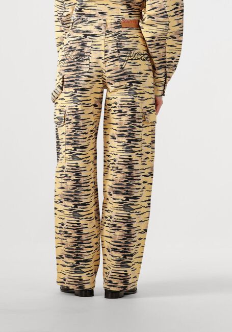 HARPER & YVE Pantalon cargo DANA-PA en jaune - large