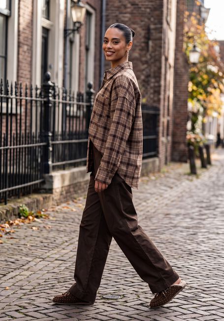 ROUGE EDIT ROUFIONA HW W/F F/L TROUSER Blouses en marron - large