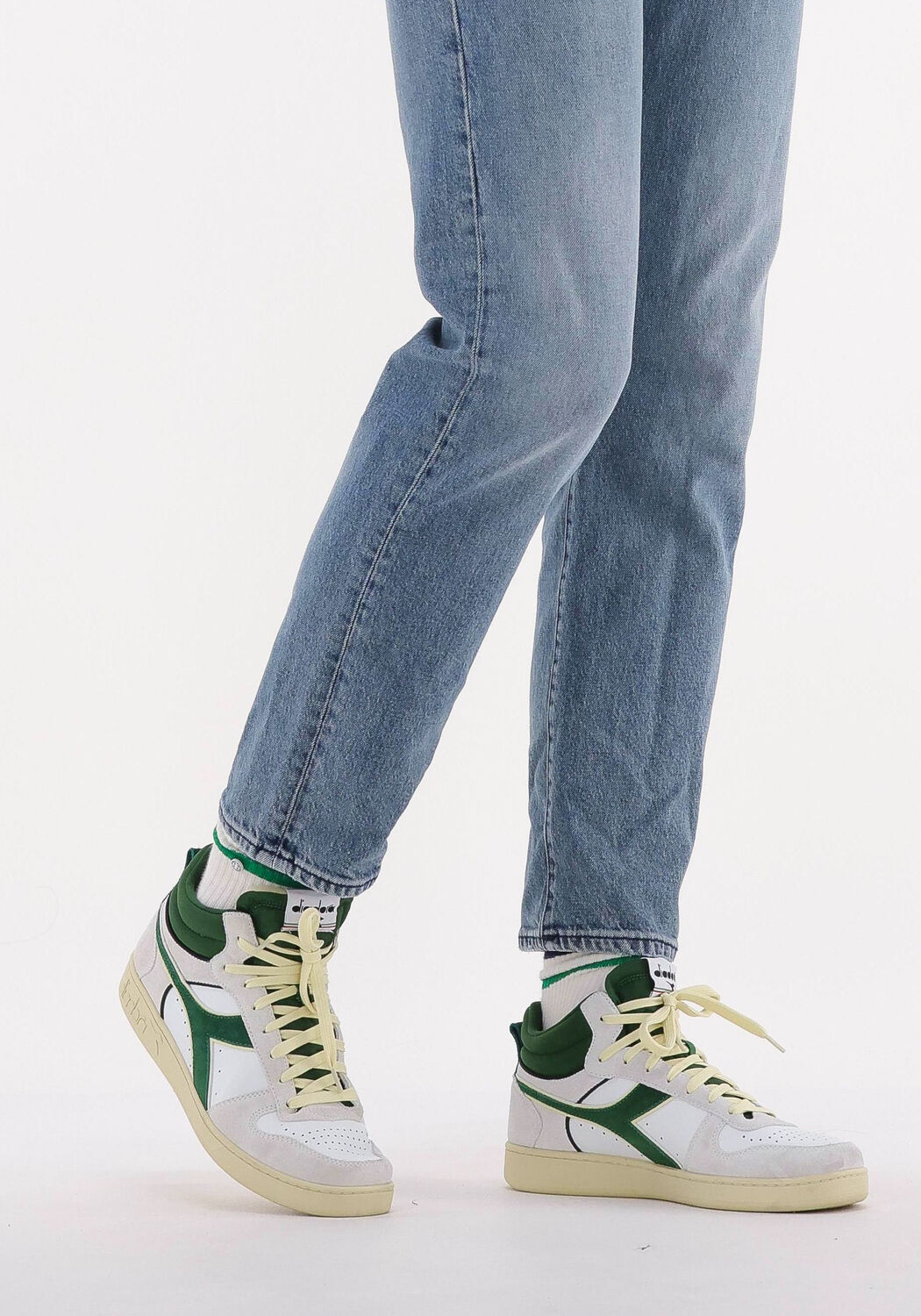 Witte DIADORA Sneakers MAGIC BASKET DEMI CUT - large