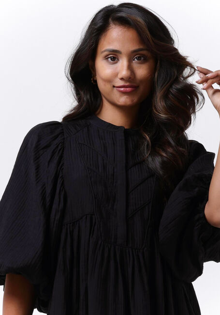 BRUUNS BAZAAR Robe midi CYCLAMEN SARINE DRESS en noir - large