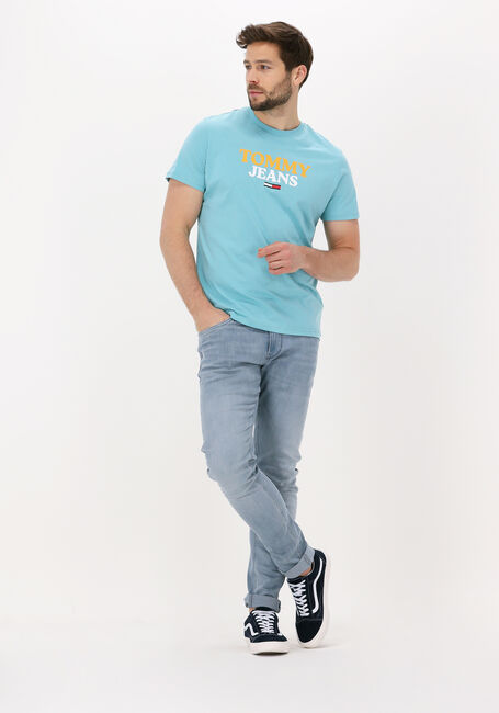 Lichtblauwe TOMMY JEANS T-shirt TJM ENTRY GRAPHIC TEE Lichtblauwe TOMMY JEANS T-shirt TJM ENTRY GRAPHIC TEE - large