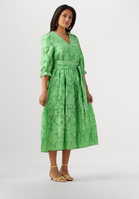 SELECTED FEMME Robe midi SLFSADIE 3/4 MIDI DRESS en vert - large