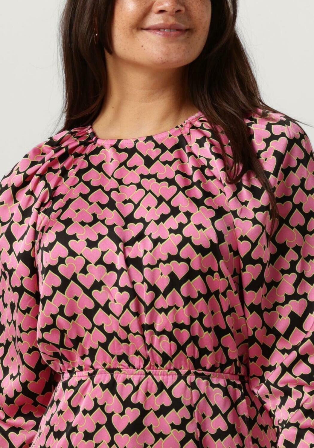 CO COUTURE Robe midi FLASHY HEART DRESS en rose Omoda