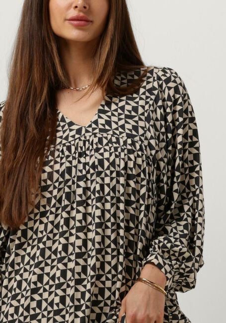 BY-BAR Robe maxi HAYLEY GRAPHIC DRESS en noir - large