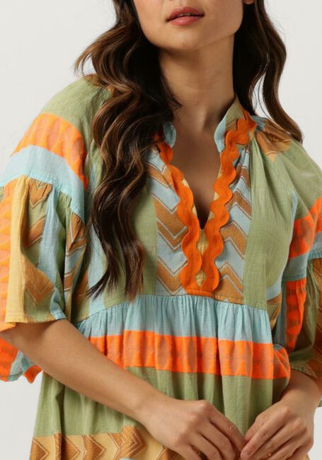 NEMA Mini robe BELLA en vert - large