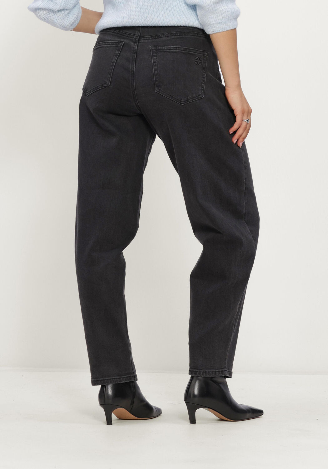 MY ESSENTIAL WARDROBE BALOOMW 144 HIGH BARREL Pantalons en noir - large