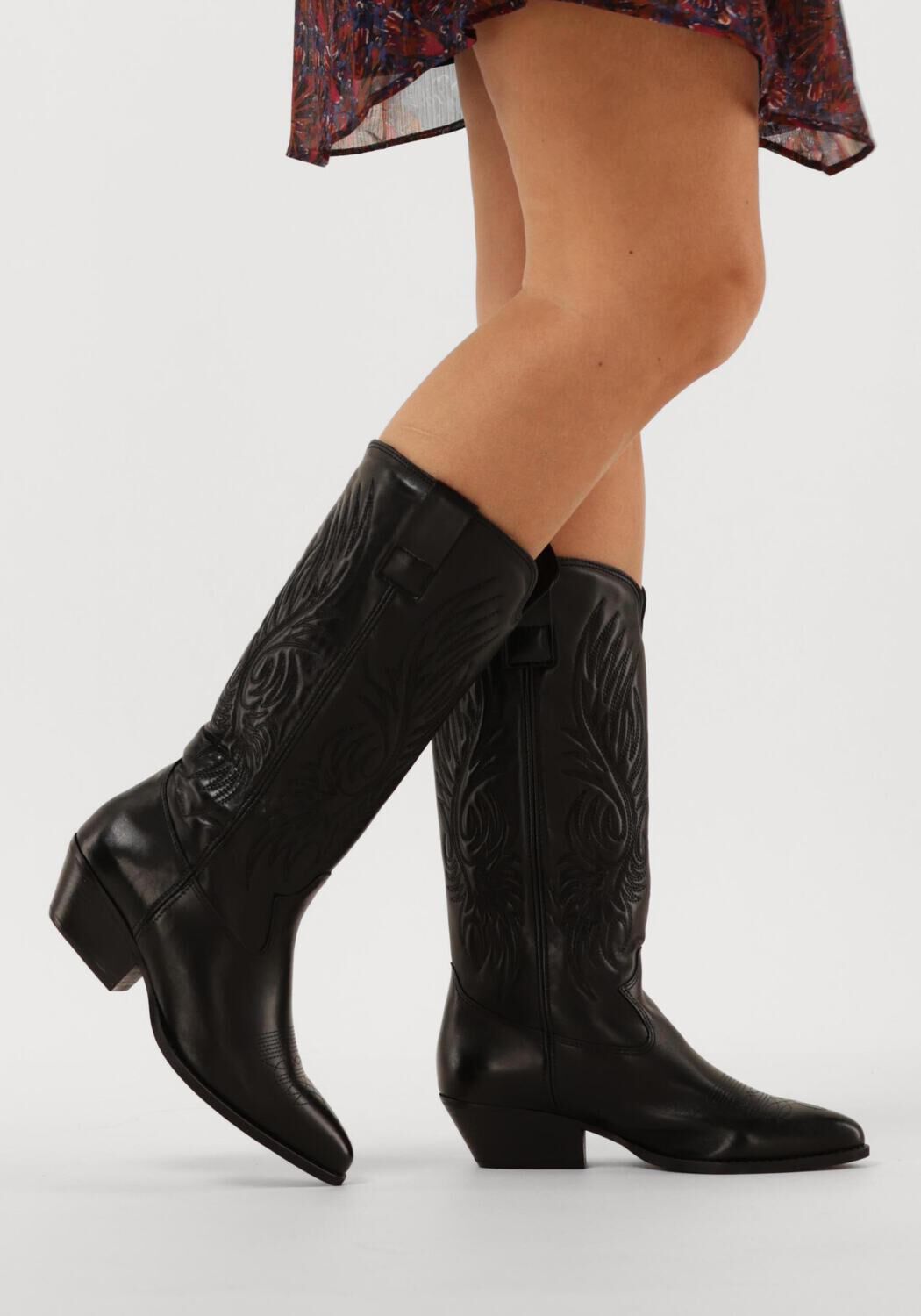 OMODA Santiags D346 en noir - large