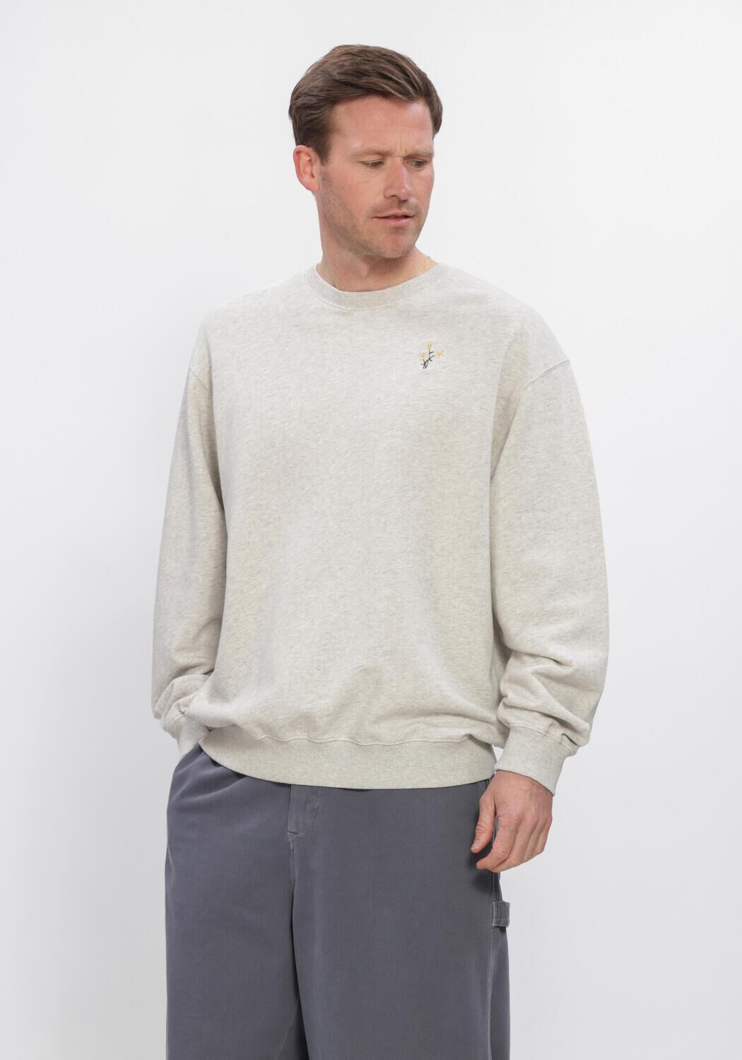 Grijze FOR&Eacute;T Sweater BELLIS SWEATSHIRT - large