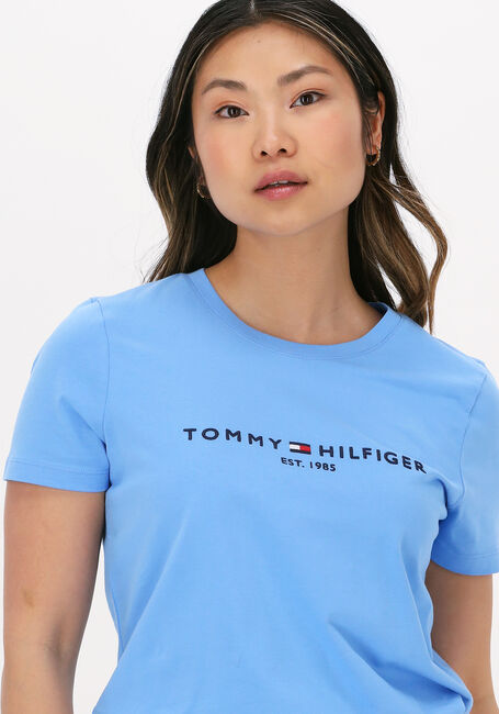 Lichtblauwe TOMMY HILFIGER T-shirt REGULAR HILFIGER C-NK - large