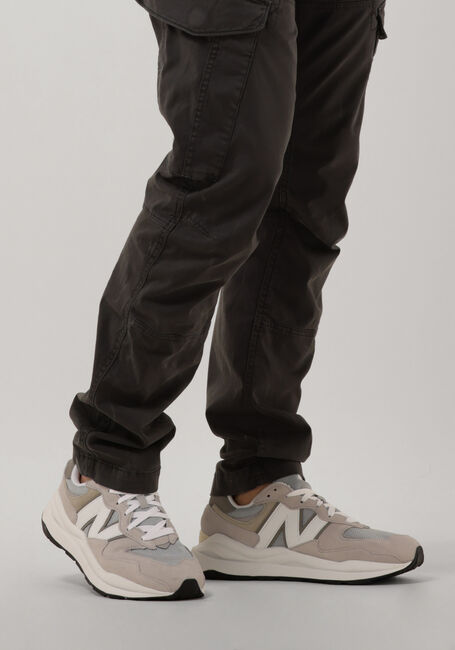 Grijze NEW BALANCE Sneakers M5740 Grijze NEW BALANCE Sneakers M5740 - large