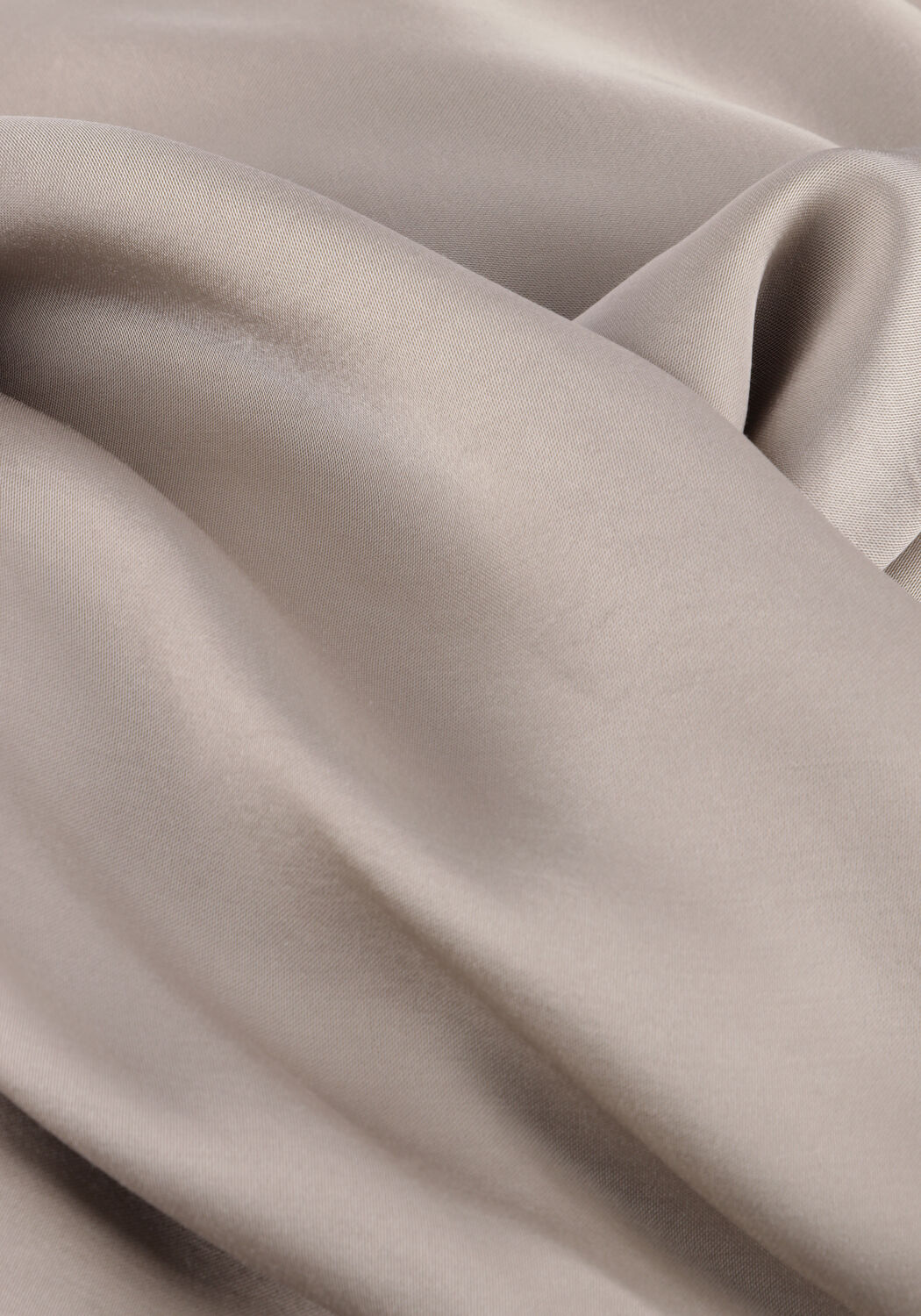 NEMA N230 Robes en gris - large