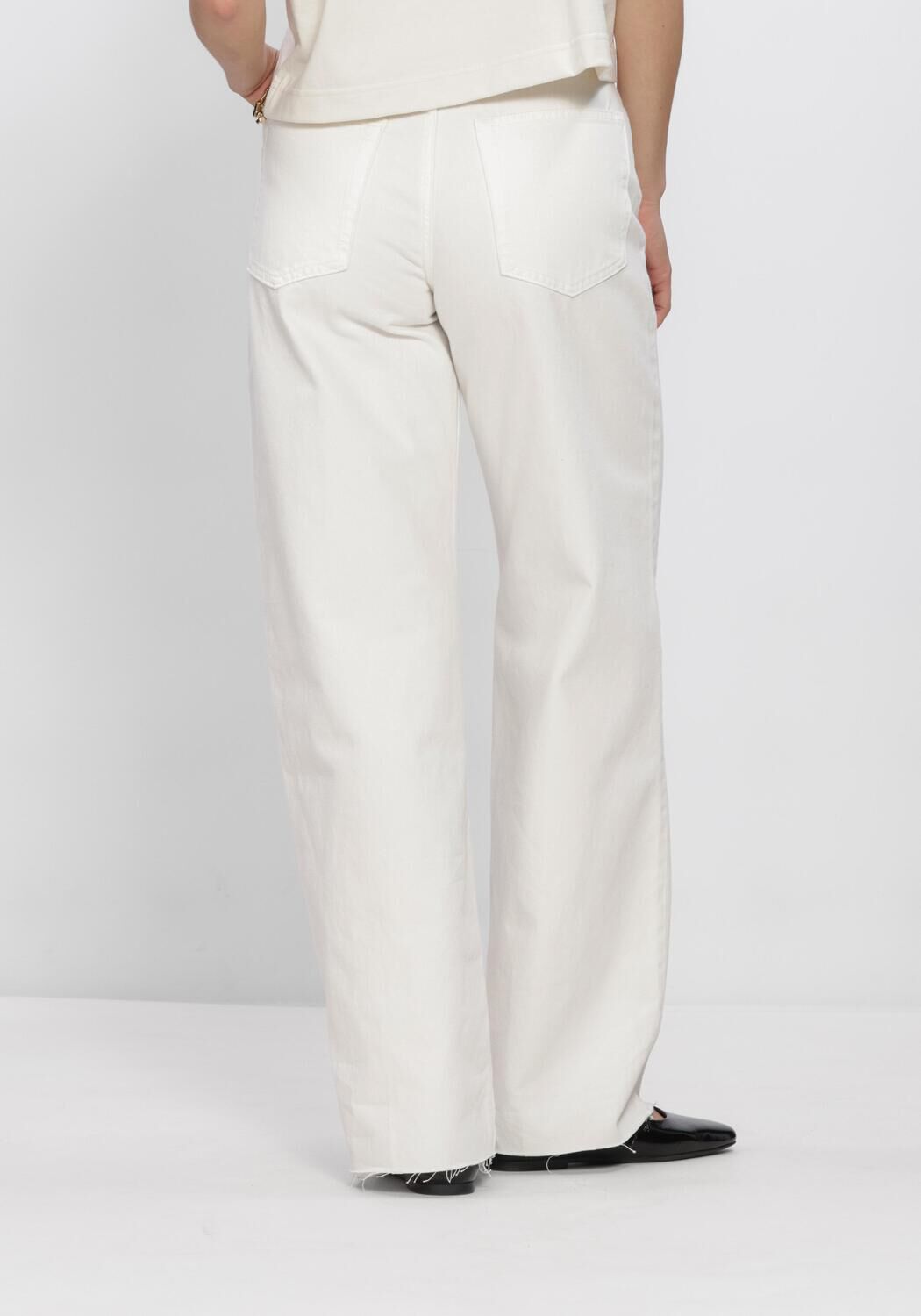 CALVIN KLEIN Straight leg jeans THE WIDE LEG RAW HEM en blanc - large