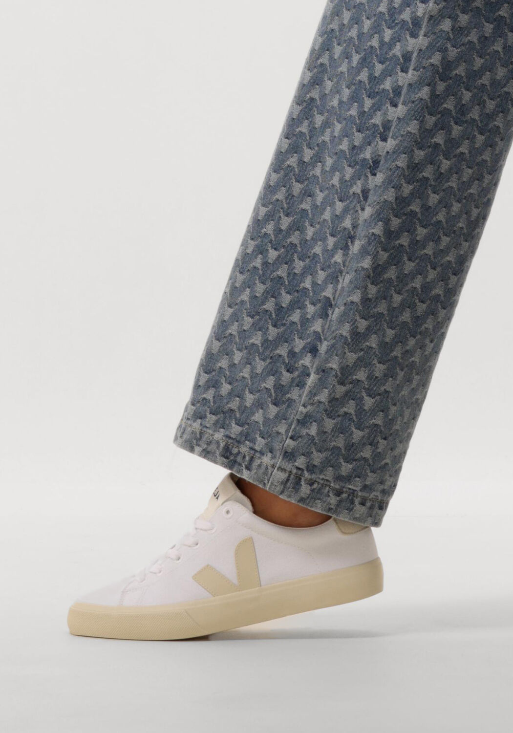 VEJA online kopen Morgen in huis Omoda