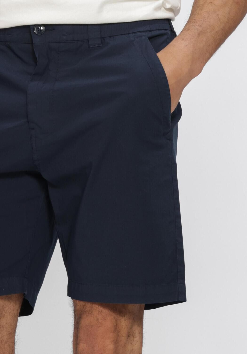 BUTCHER OF BLUE Pantalon courte TRISTAN CHINO SHORT Bleu fonc&eacute; - large