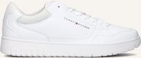 TOMMY HILFIGER Baskets basses TOMMY HILFIGER BASKET CORE ESS en blanc TOMMY HILFIGER Baskets basses TOMMY HILFIGER BASKET CORE ESS en blanc - medium