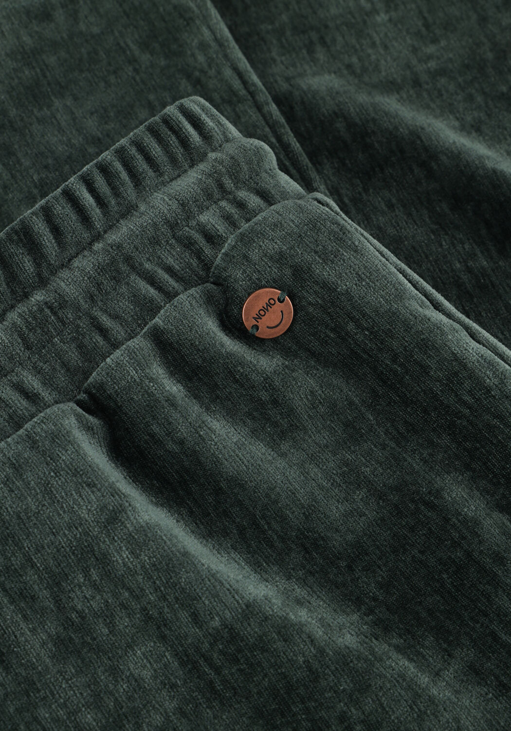 Donkergroene NONO Flared broek SADY VELVET FLARED PANTS - large