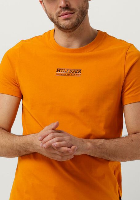 TOMMY HILFIGER T-shirt SMALL HILFIGER TEE en orange - large