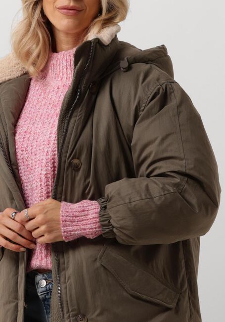 ANOTHER LABEL Veste matelassé RILEY PARKA en vert - large