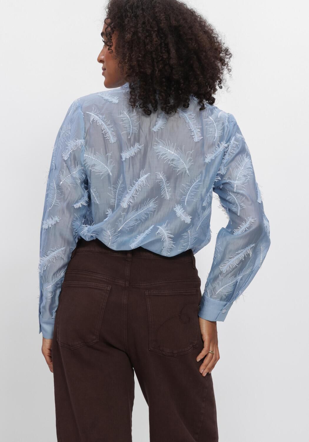 Lichtblauwe NUKUS  AYSHA BLOUSE FEATHERS - large