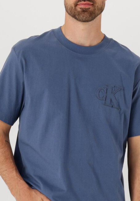 CALVIN KLEIN T-shirt CK APPLIQUE TEE en bleu - large