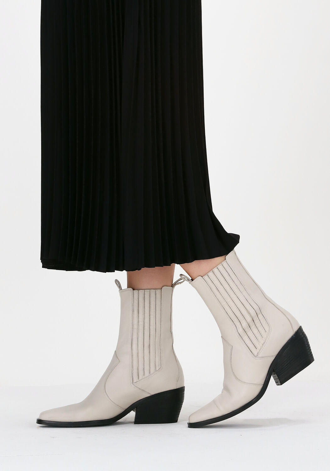 Witte NOTRE-V  AL335 - large