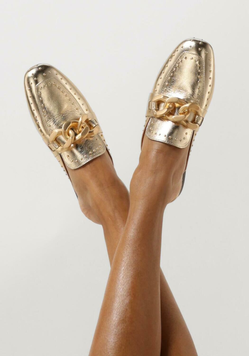 NOTRE-V Mules 5645 en or | Omoda
