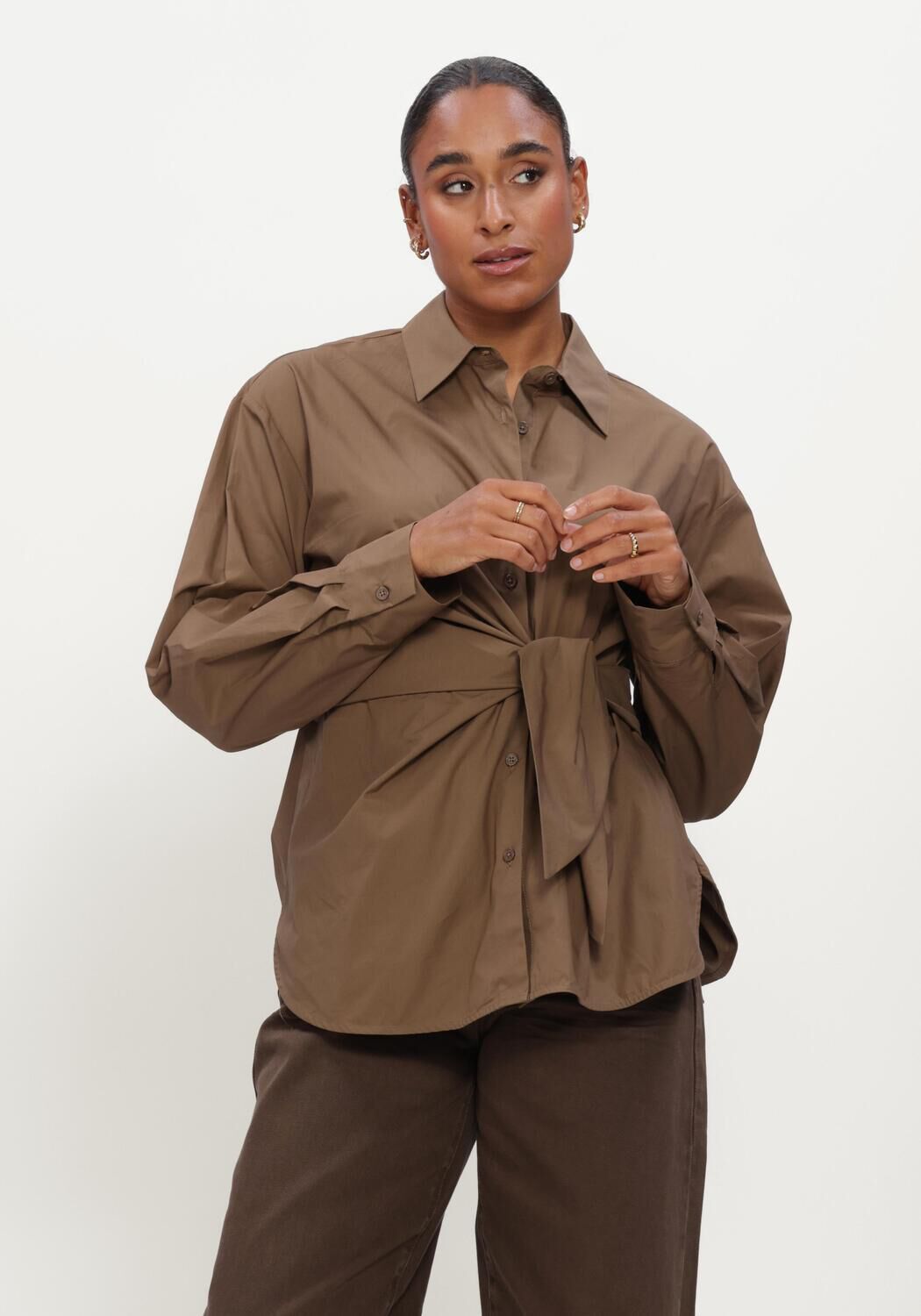 CIRCLE OF TRUST ALLY BLOUSE Blouses en marron - large