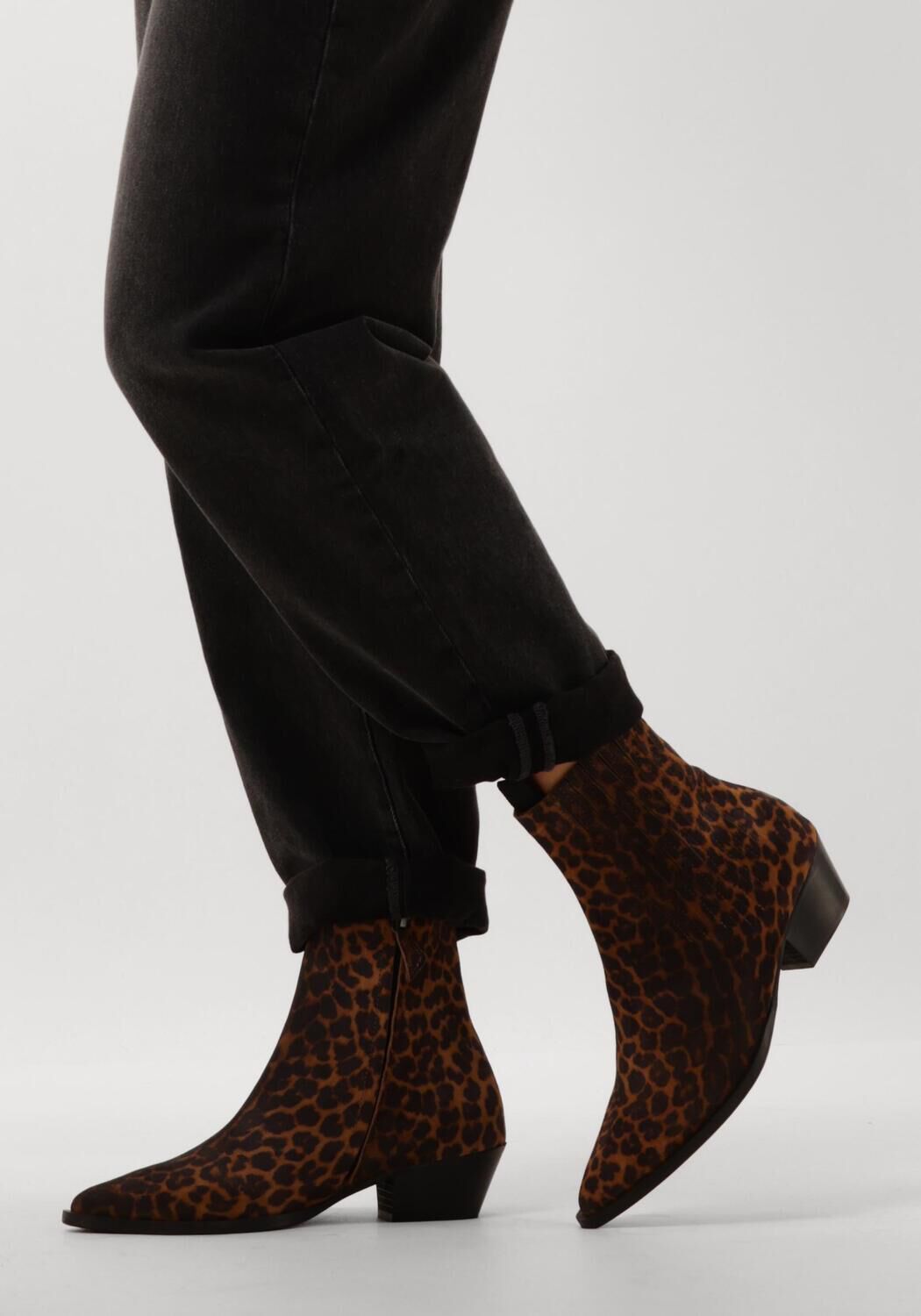 ANONYMOUS COPENHAGEN HACHI Bottines en marron - large