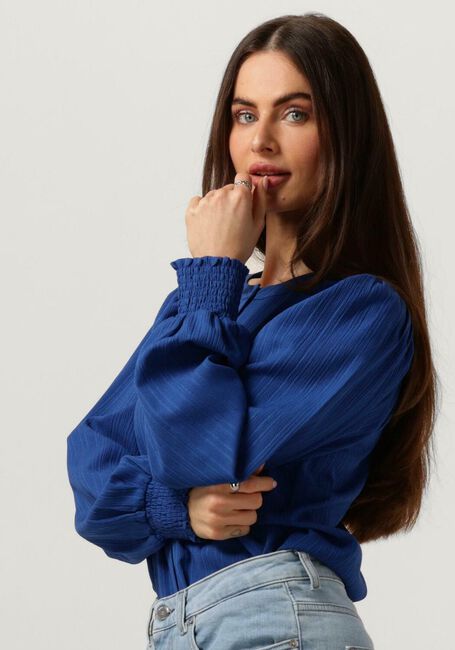 MOVES KATRINNA Blouses en bleu - large