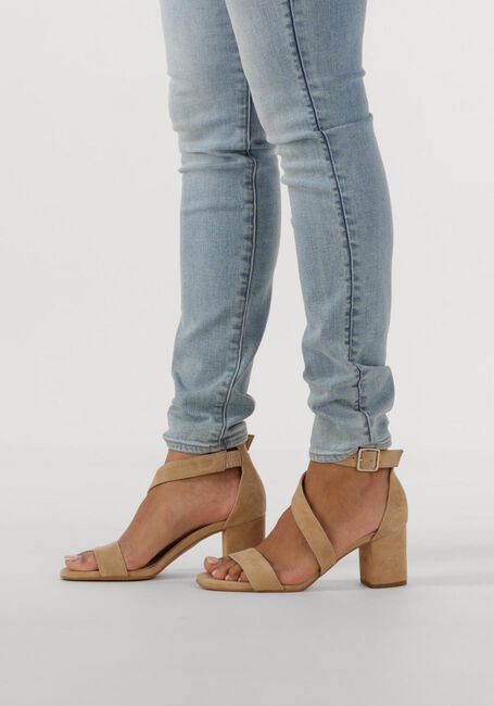NOTRE-V Sandales à talons 16036 en beige - large