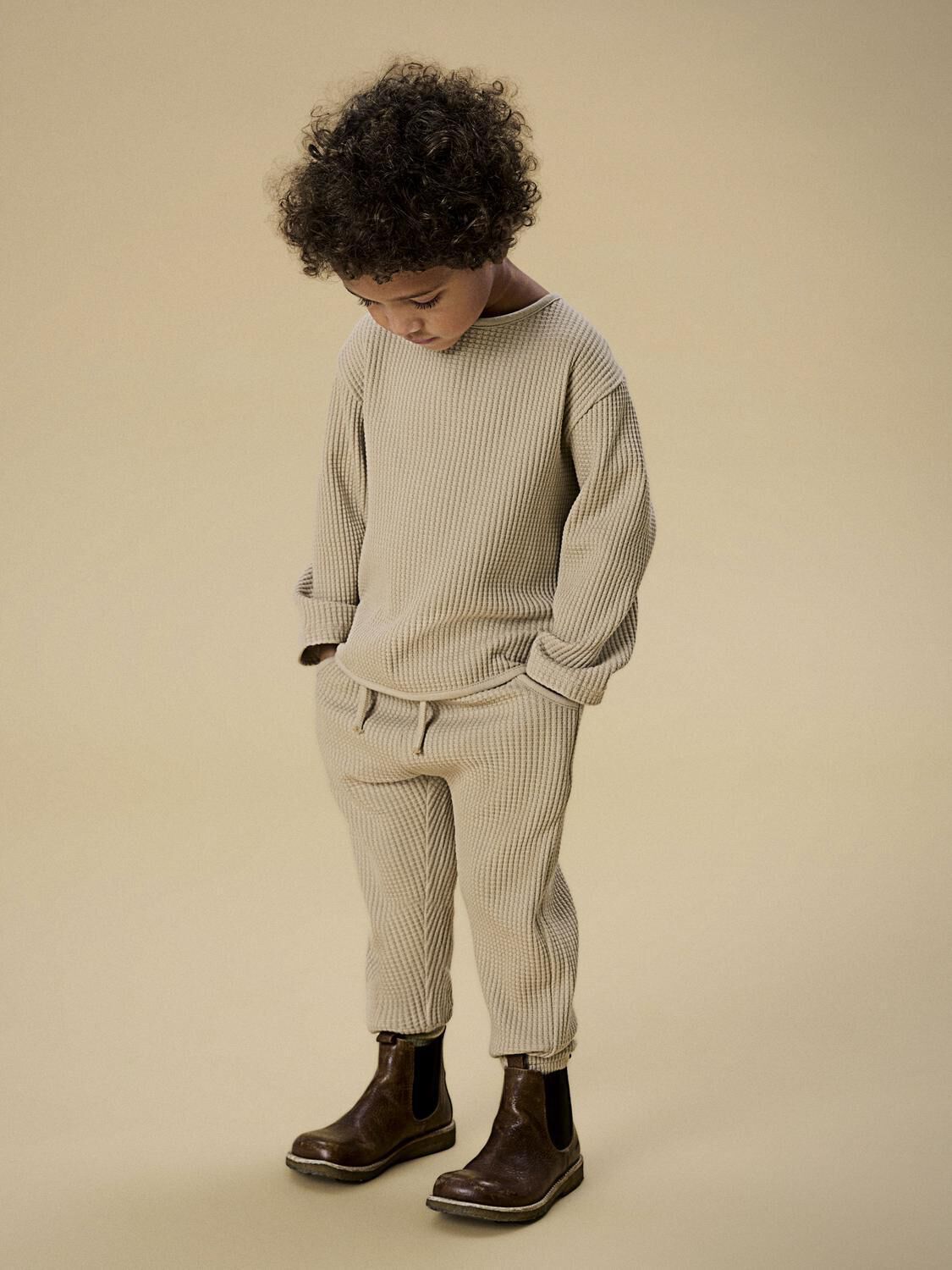 LIL' ATELIER Pull NMMTANKO LS LOOSE SWEAT LIL en beige - large