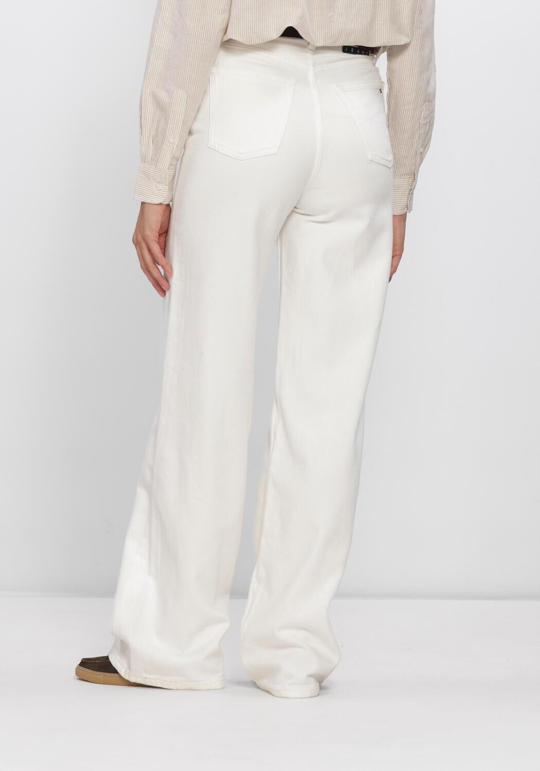 Witte TOMMY JEANS Wide jeans CLAIRE HR WD BJ4199 - large
