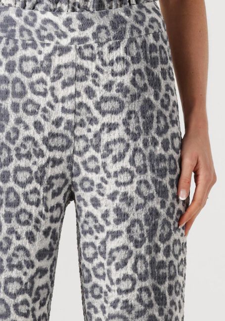 REFINED DEPARTMENT Pantalon large NOVA en marron - large