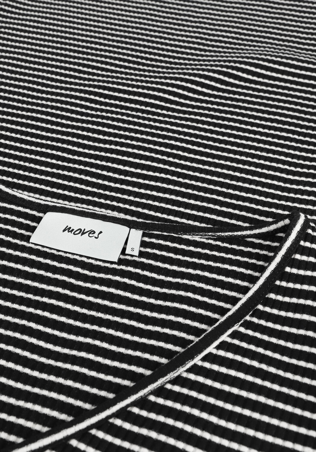 MOVES Robe midi MOLISA-LS en noir - large