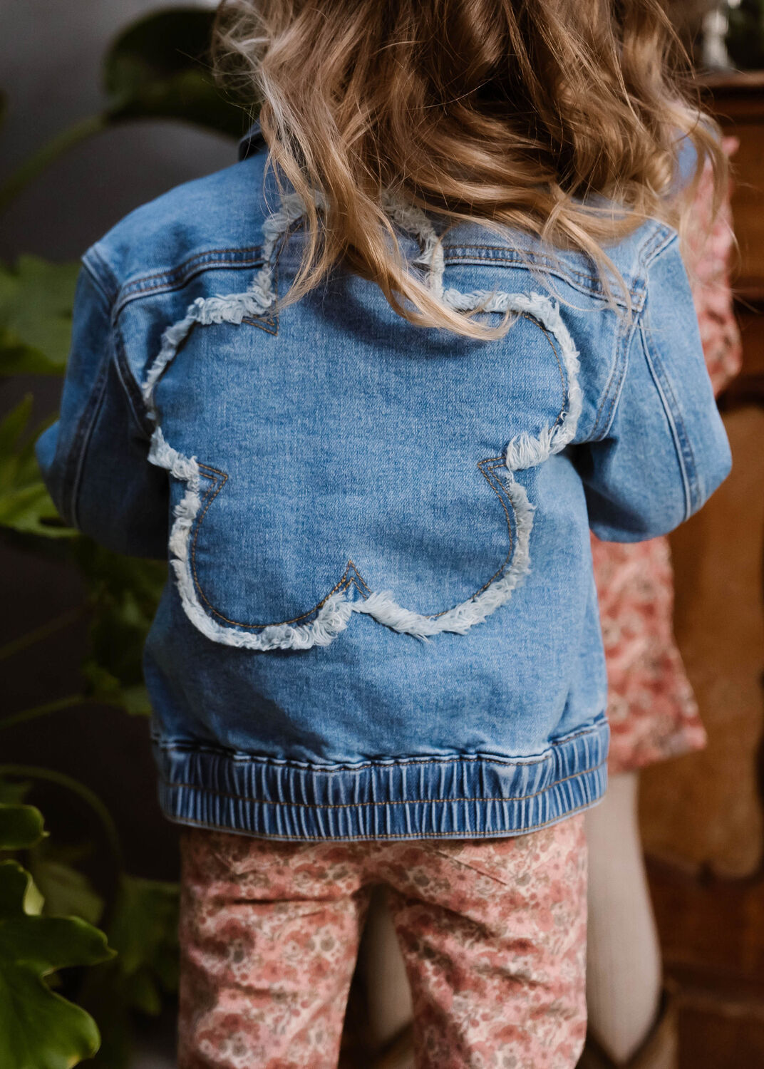 Blauwe DAILY7 Spijkerjas OVERSIZED DENIM JACKET FLOWER - large