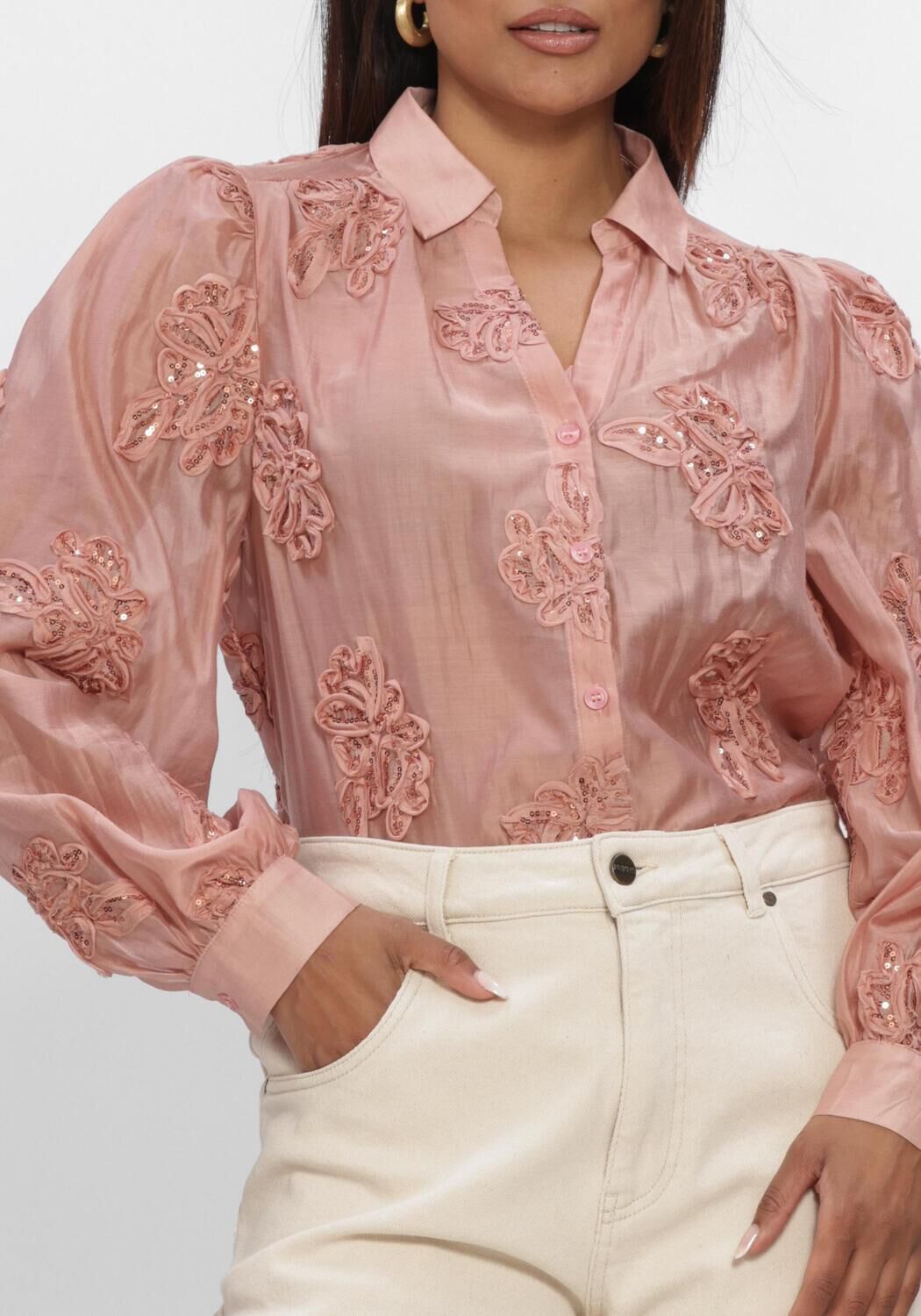 Roze NUKUS  ANTONELLA BLOUSE PAILLET FLOWER - large