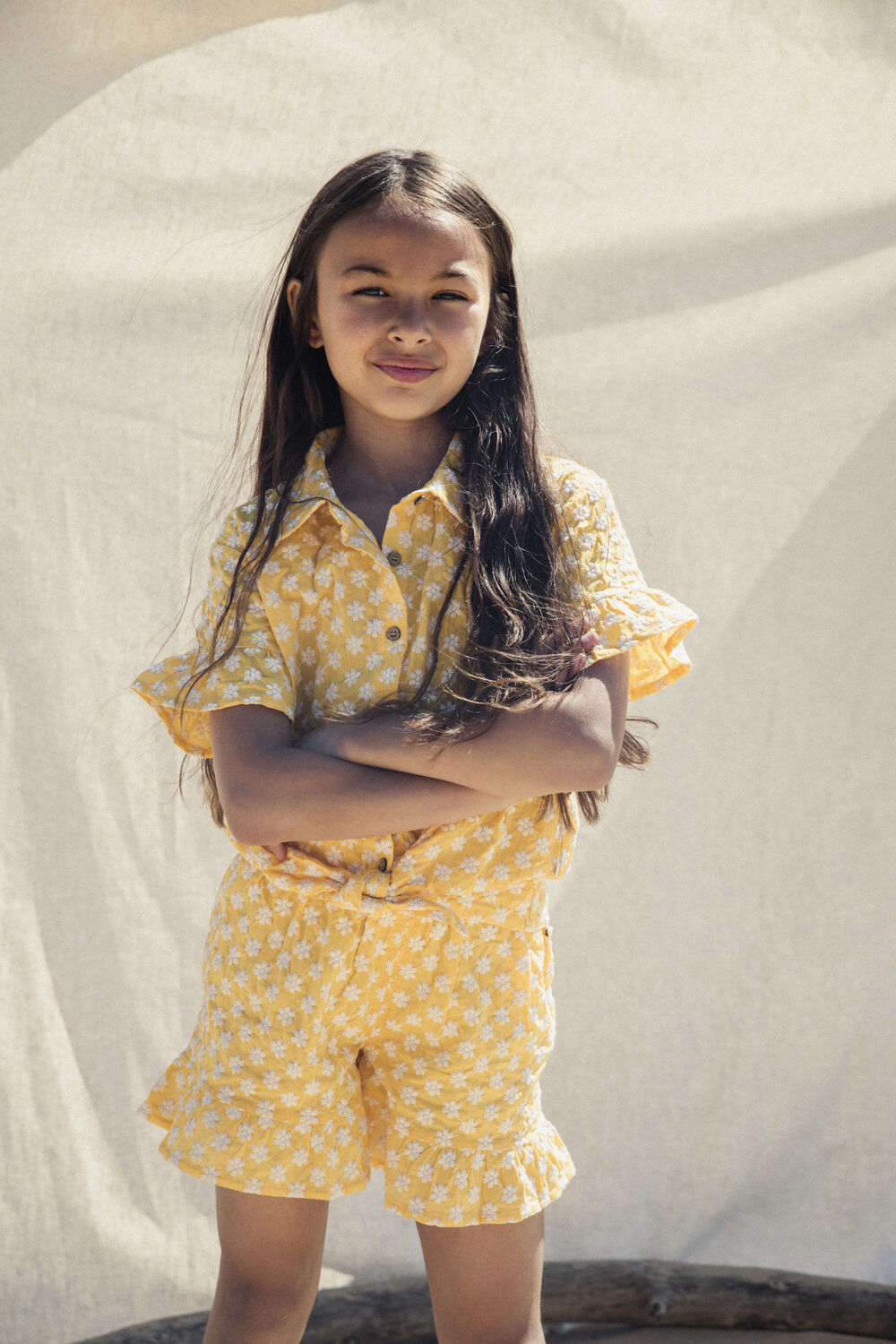 AMMEHOELA AM.ESMEE.07 Pantalons en jaune - large