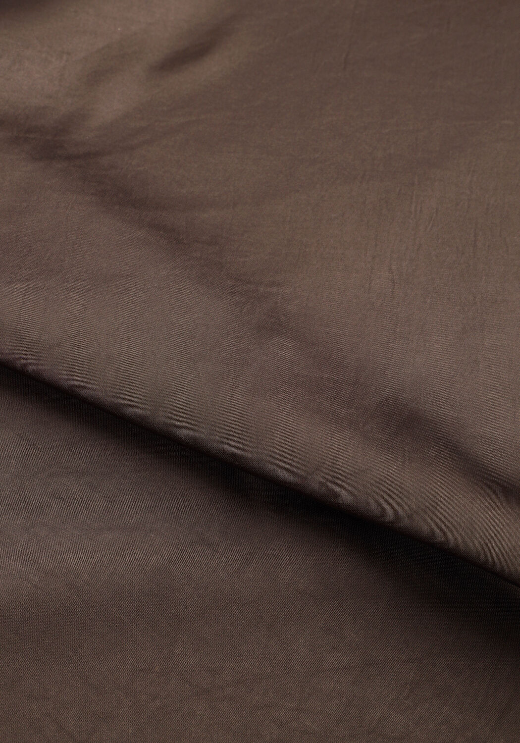 NEO NOIR Haut ANNABETH HEAVY SATEEN TEE en marron - large