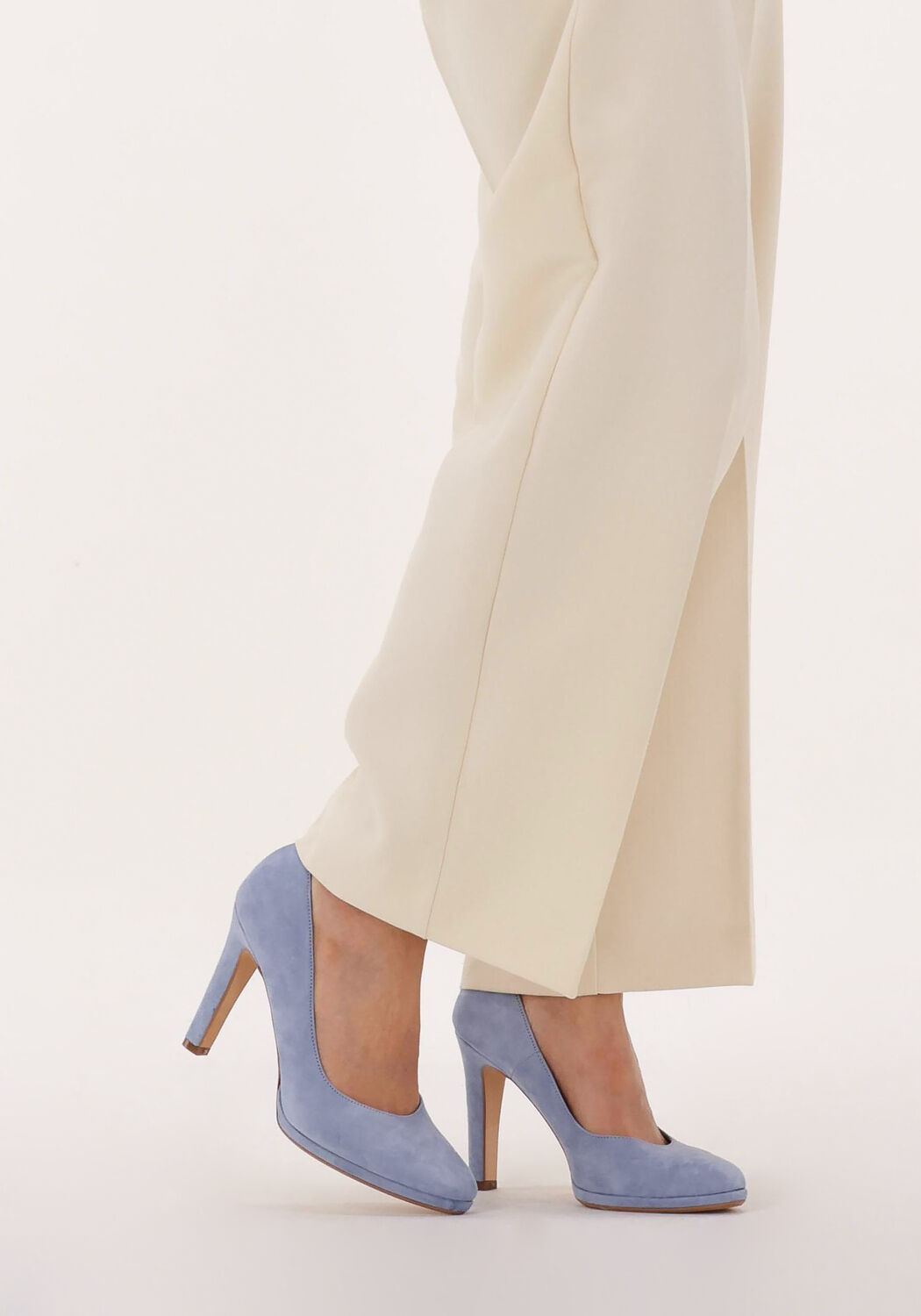 NOTRE V Escarpins 12501 Bleu clair Omoda