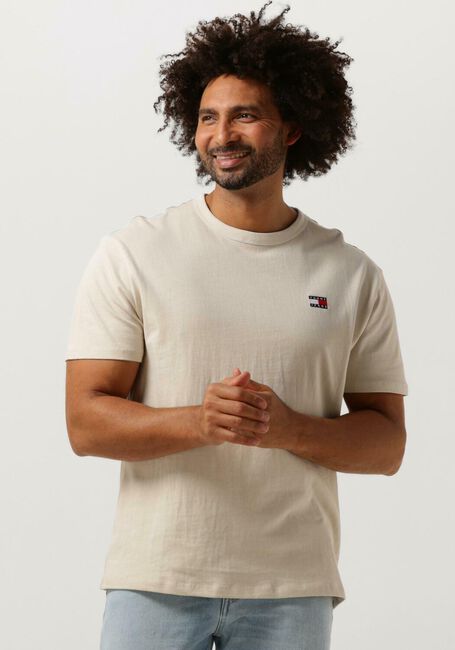 TOMMY JEANS T-shirt TJM REG BADGE TEE EXT en beige - large