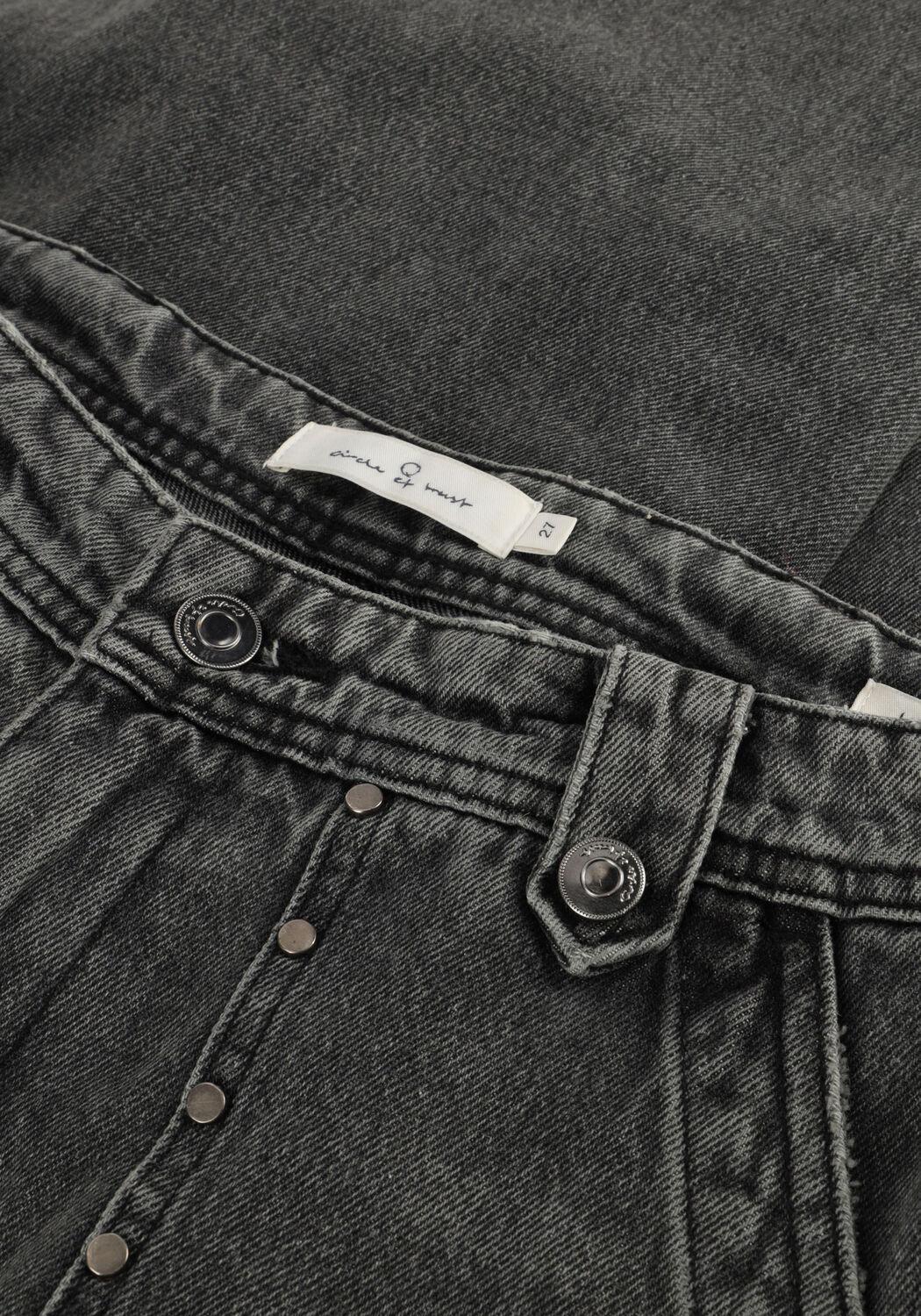 CIRCLE OF TRUST Straight leg jeans LOREN DNM 2 en gris - large